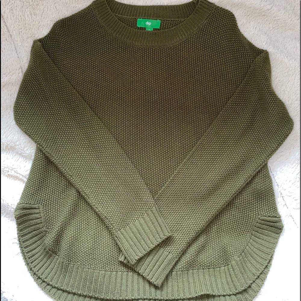 DIP SWEATER